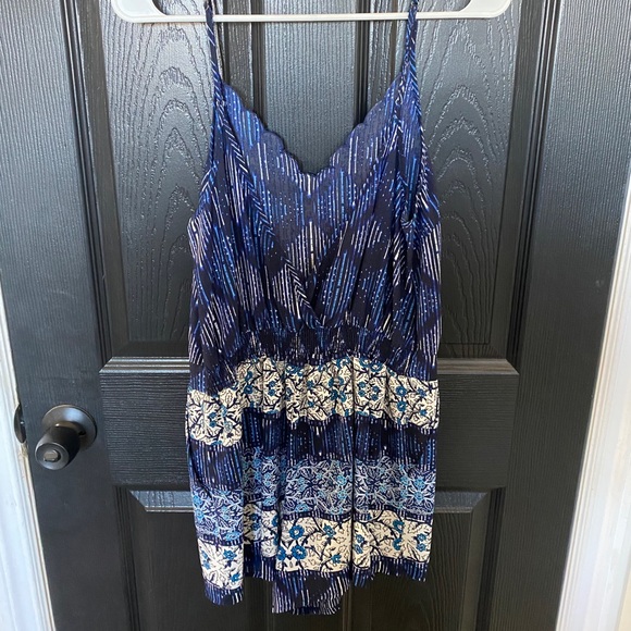 Romper - Picture 2 of 2